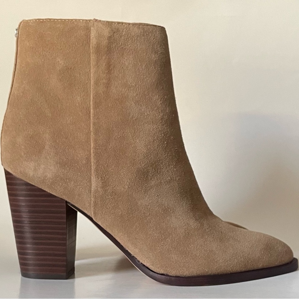 Sam Edelman Blake Tan Suede Ankle Booties with Stacked Heel Size 9M